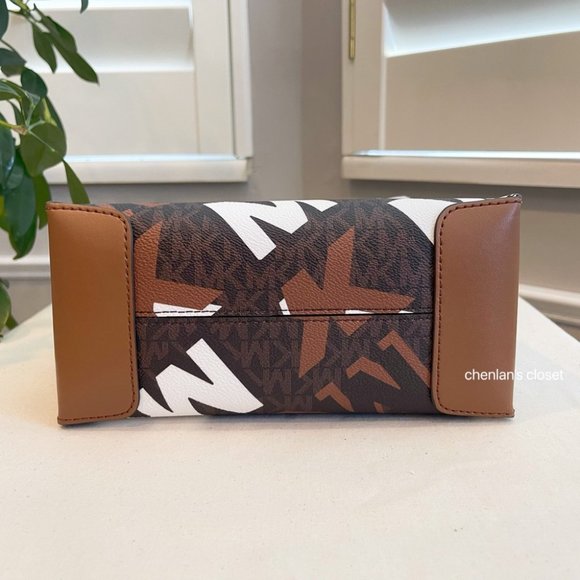 🎀NeW! Michael Kors Mercer MD Messenger - Picture 5 of 7